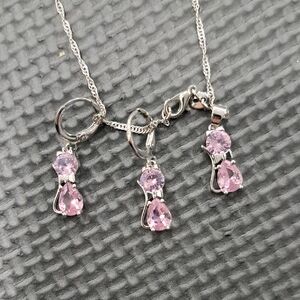 Elegant Pink Gemstone Jewelry Set